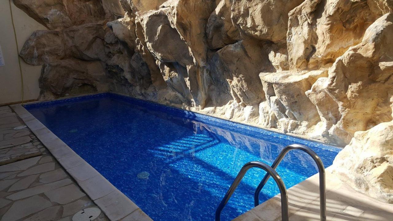 C5 Vanessa Poolside Apartment Peja Zewnętrze zdjęcie